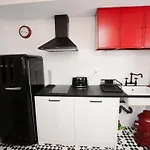 Lejlighed Get Lights And Books In Flat *