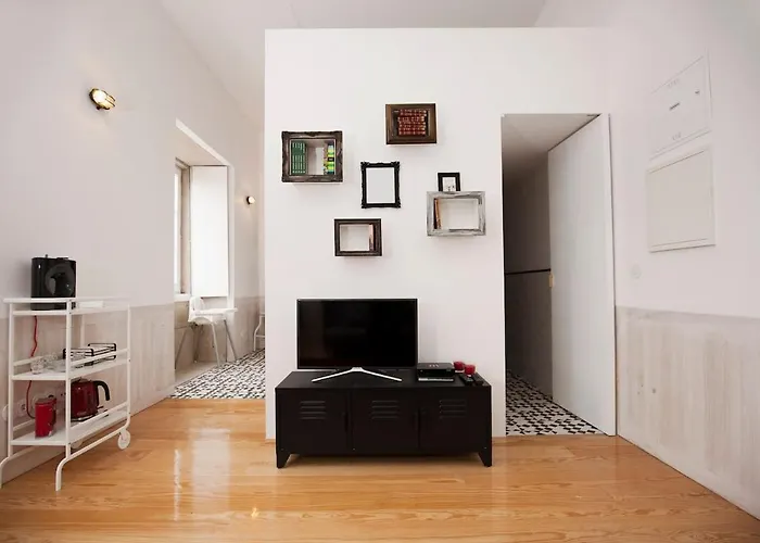 아파트 Get Lights And Books In Flat 포르투