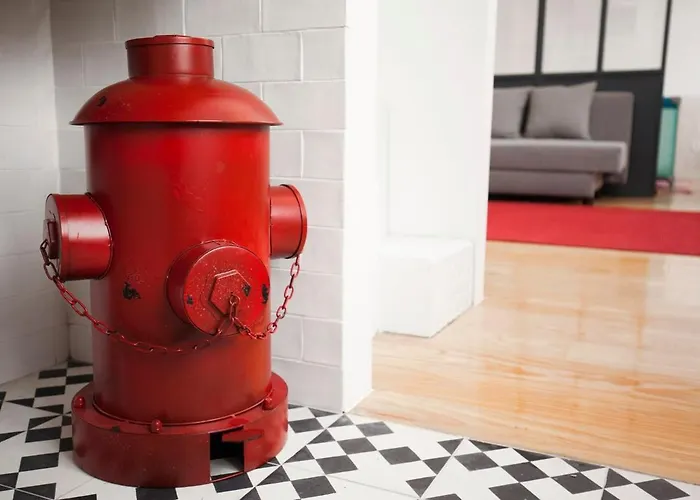 Get Lights And Books In Flat