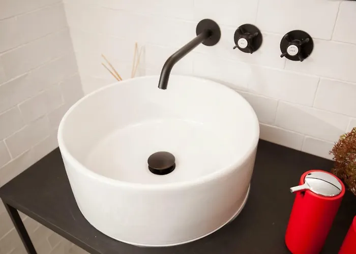 Get Lights And Books In A Flat *