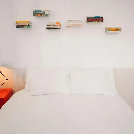 Appartamento Get Lights And Books In Flat